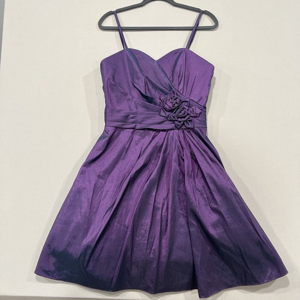 Da Vinci Formal Elegant Lavender Short Dress Size 12 with Removable Straps